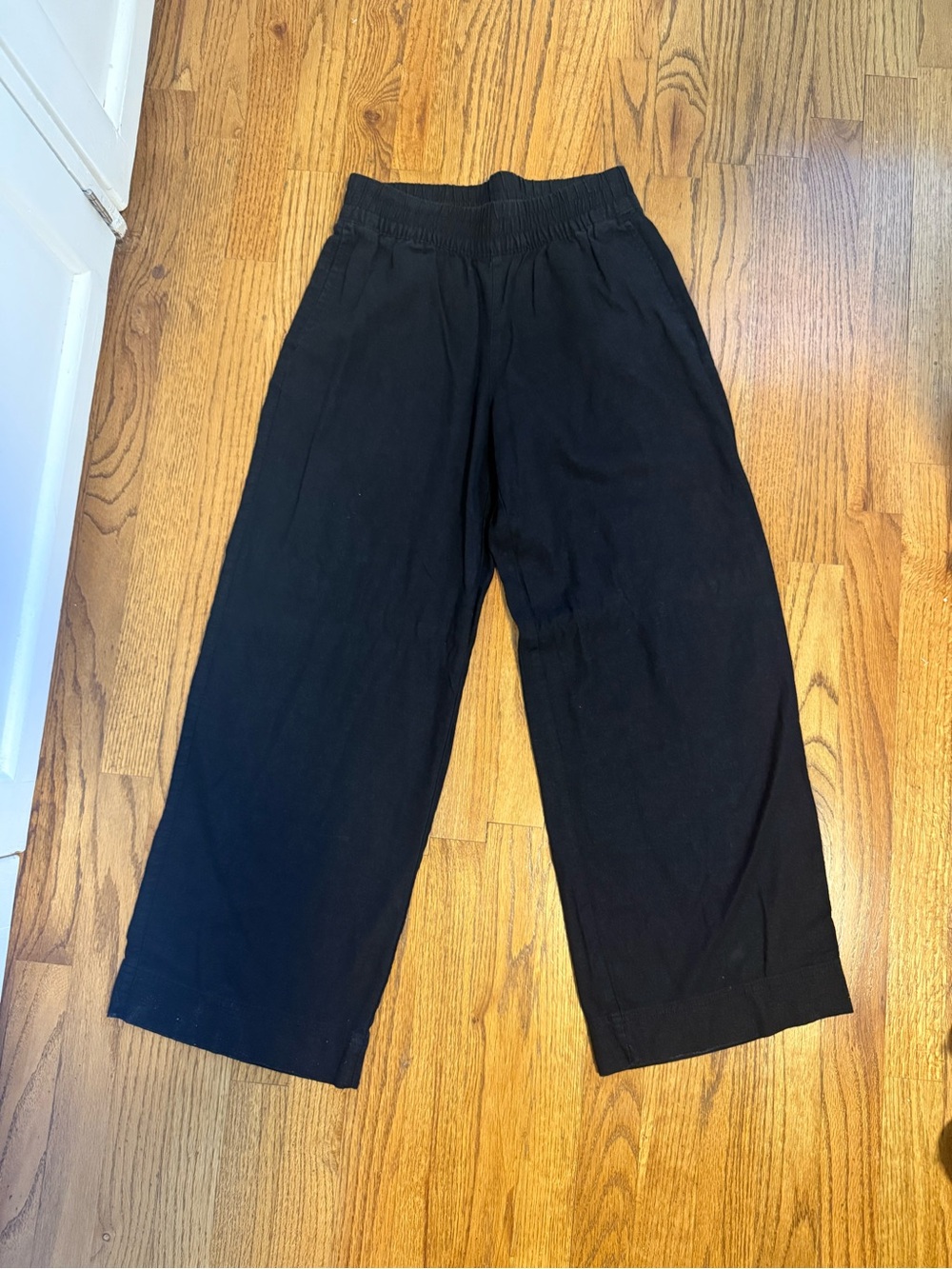 Old Navy Wide Leg Linen Pants - Picture 2 of 8